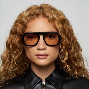 Elisa Johnson Jane Sunglasses in Gloss Black